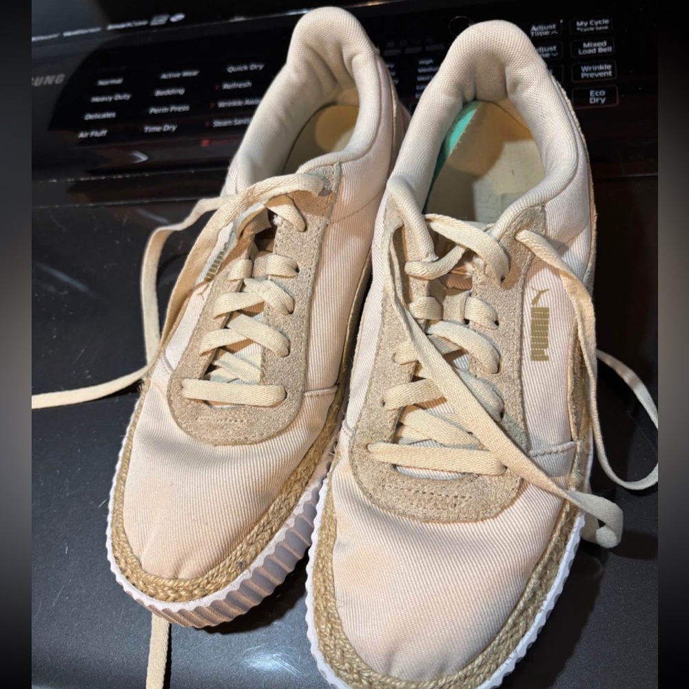 Puma- Size 11-Beige Women's Canvas Lace-Up Sneakers